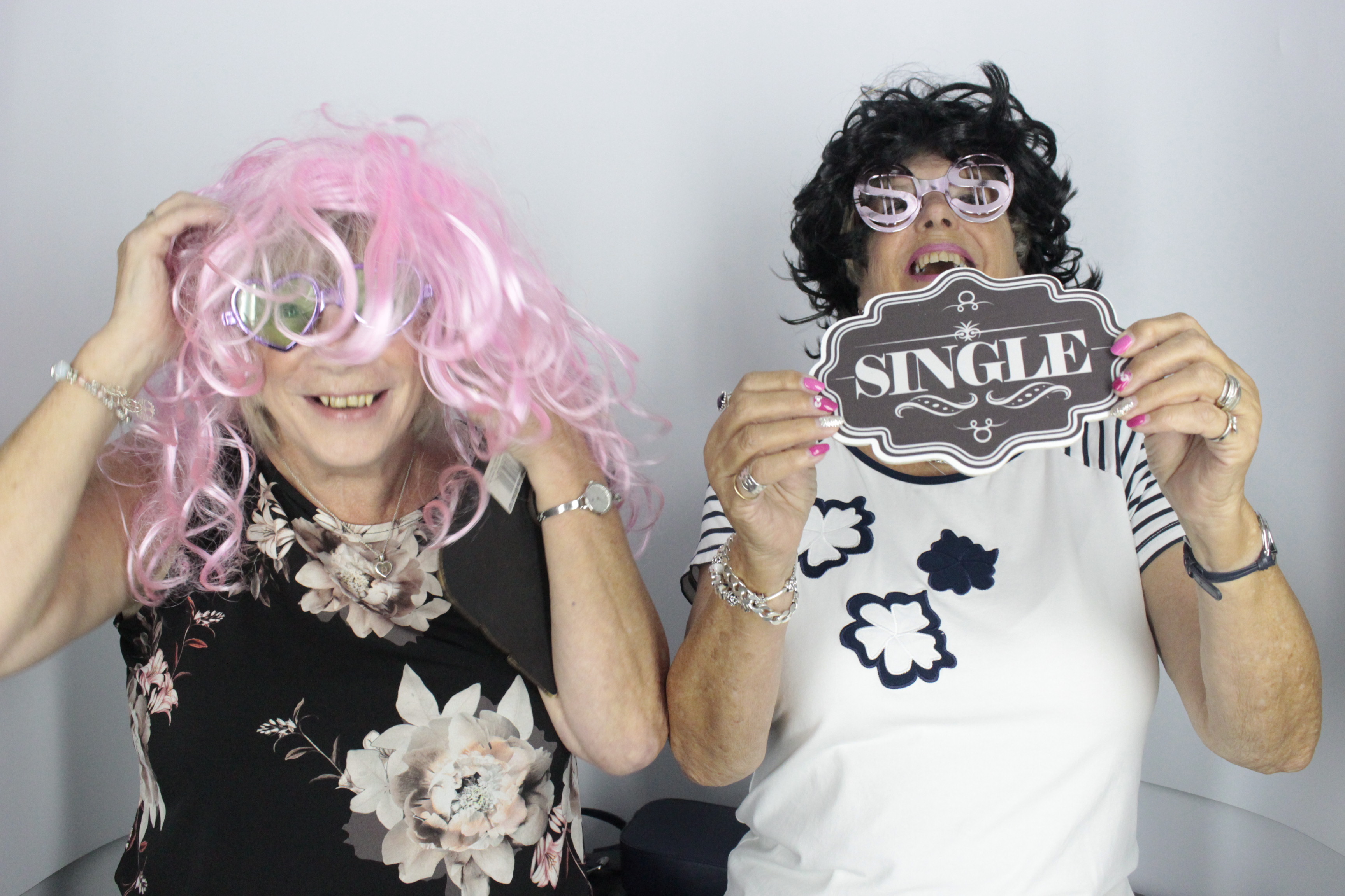  Heather & Daniel's Wedding | View more photos from the event at gallery.myphotoboothexperience.co.uk/u/MyPhotoBoothExperienceLtd/Heather-Daniels-Wedding